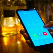 2026年08月25日 16:39の投稿：スナックで連絡先交換はあり？メリットや注意点・断り方も解説
