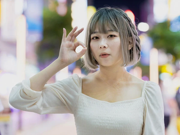 コラム「大学生がスナックバイトで働くメリットとは？仕事内容や注意点も紹介」