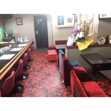 神奈川県伊勢原市の求人店舗画像