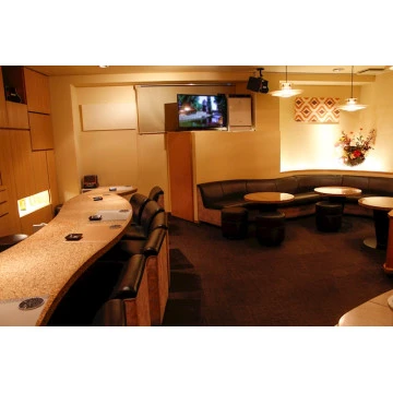 愛媛県松山市のスナック「Lounge みのり」