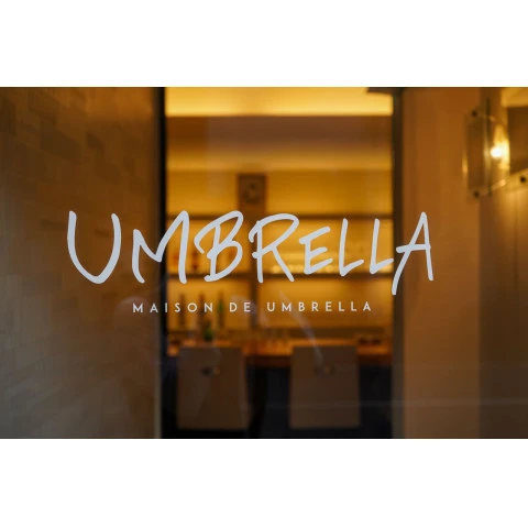 MAISON DE UMBRELLA